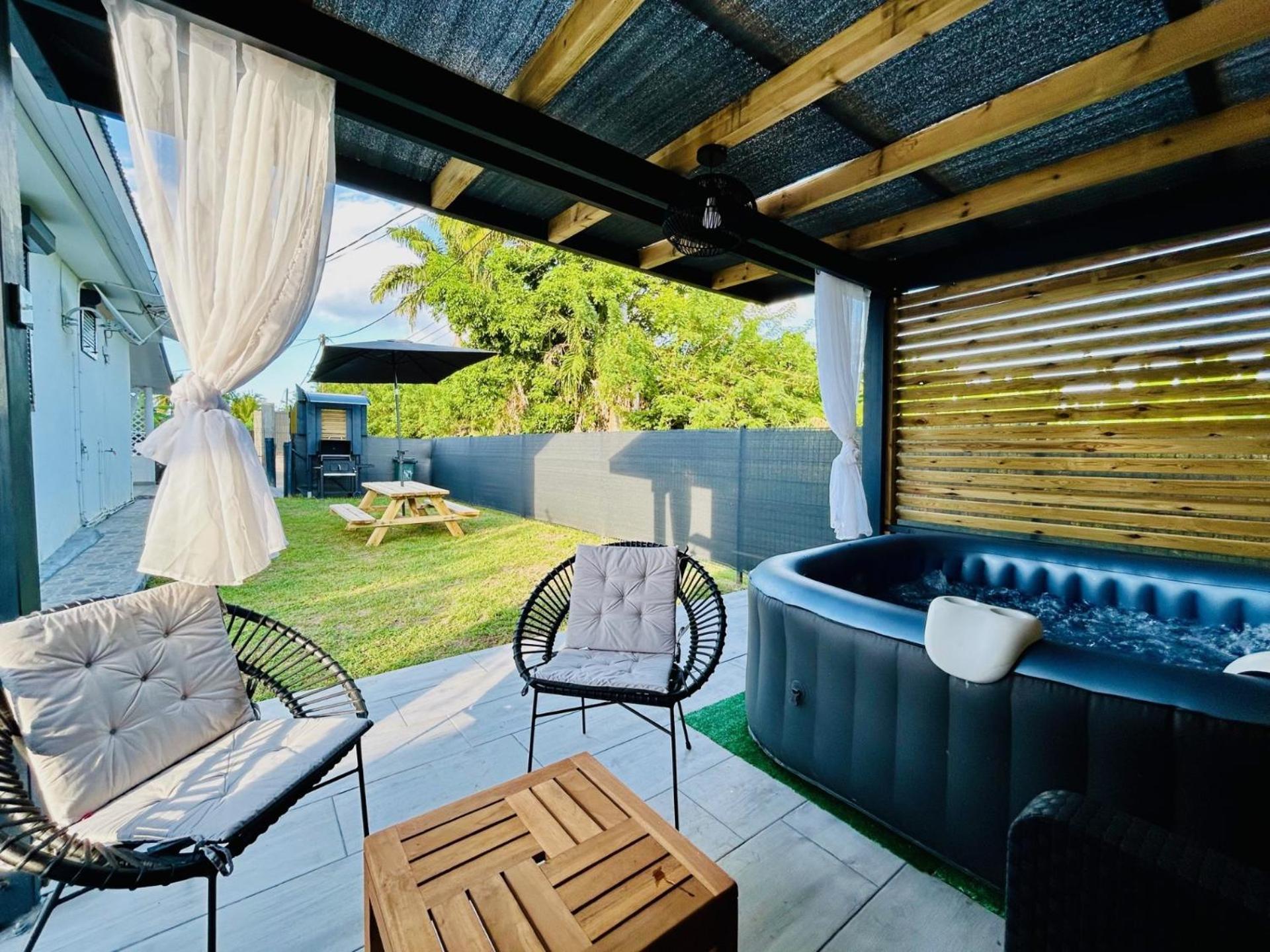 Square Village Capesterre-Belle-Eau Ngoại thất bức ảnh